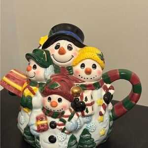 Festive Snowman Family Holiday Teapot